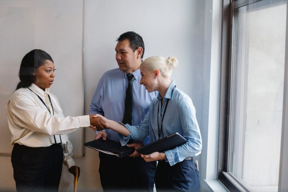 Women shaking hands