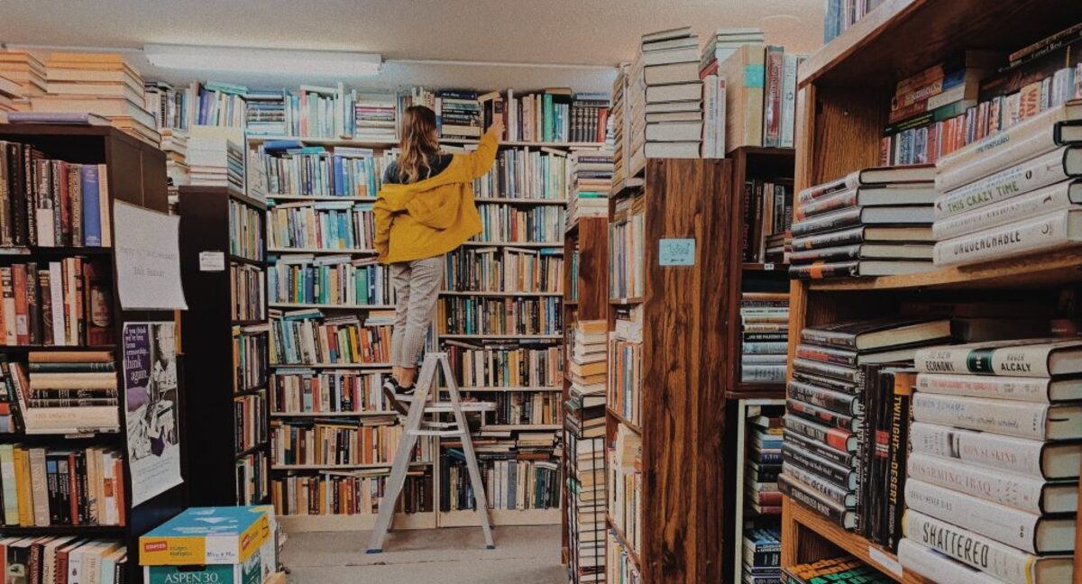 Second Hand Bookstore