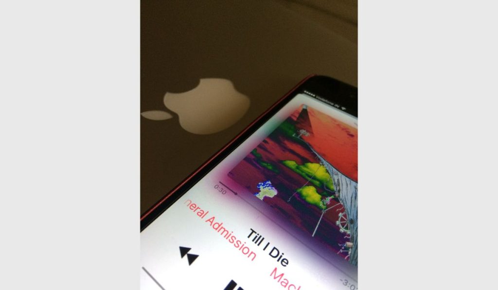 What is Auto-Play on Apple Music?