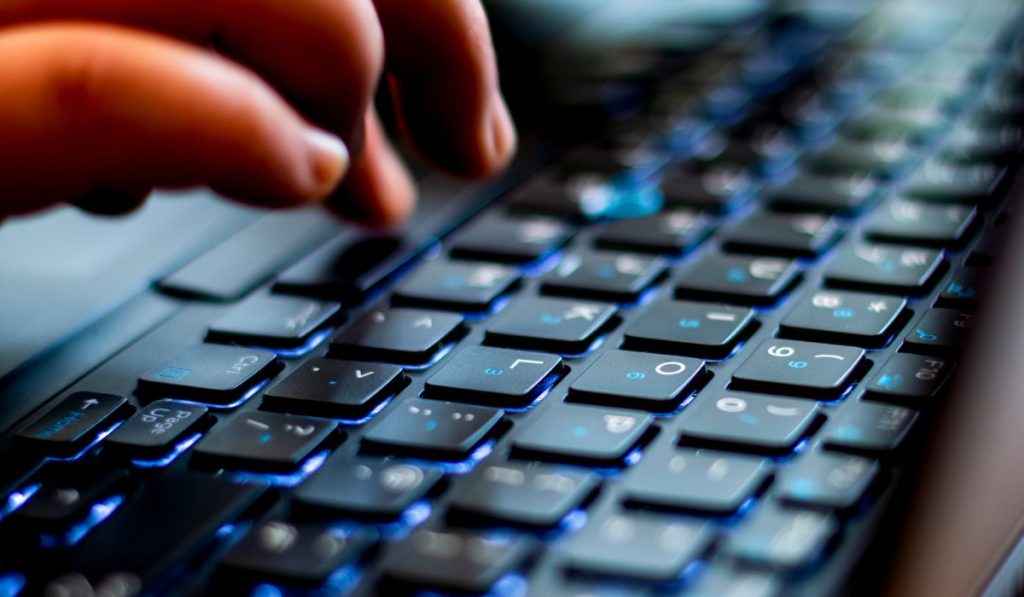 Why Your Surface Pro Keyboard Might Not Be Working