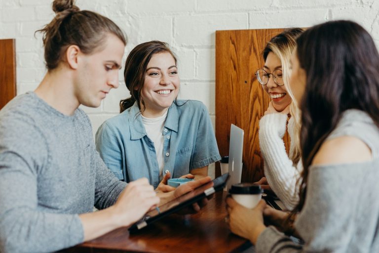 What Businesses Should Know Before Choosing a Payroll Provider